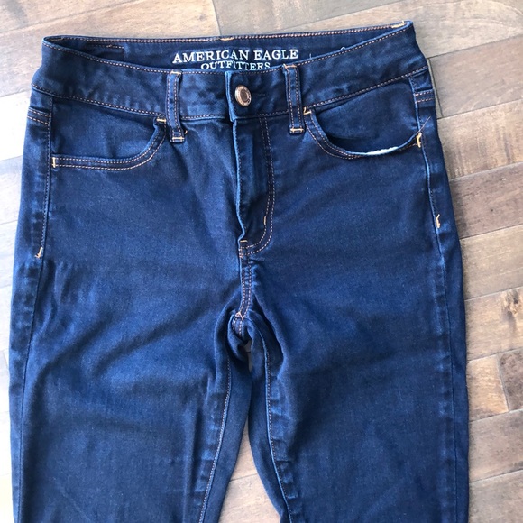 American Eagle Outfitters Dark Wash Hi-Rise Jegging Size 6 - Picture 4 of 8
